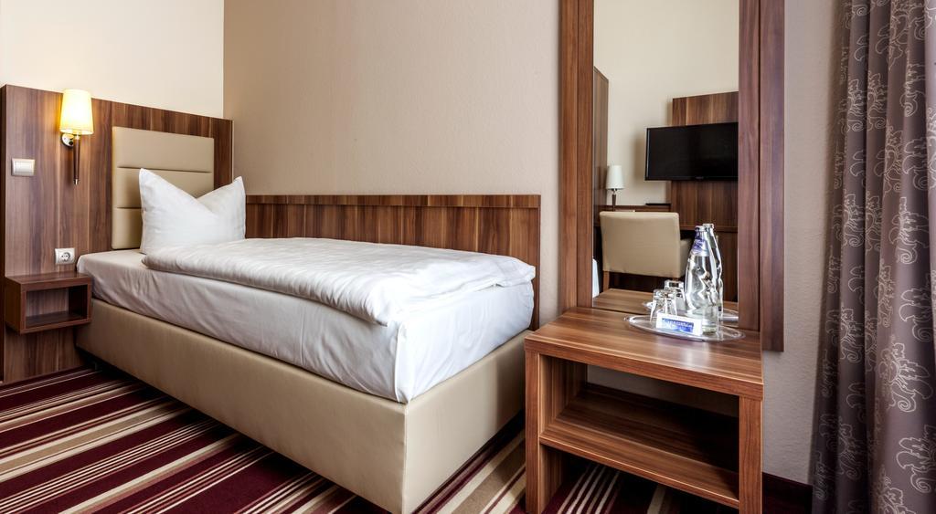 שטרספורט Hotel Burgas חדר תמונה